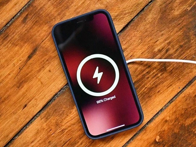 立山苹果手机维修分享iPhone 12可以随便充电吗 